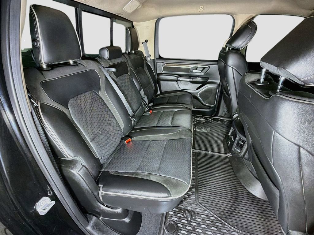 Used 2019 RAM 1500 Laramie AWD/4WD image 28