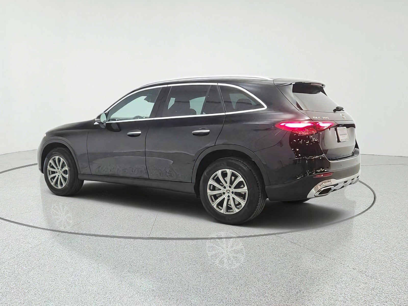 Certified 2026 Mercedes-Benz GLC 300 image 7