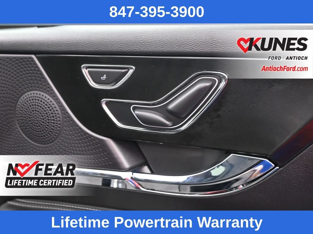 Used 2024 Lincoln Corsair Reserve AWD/4WD image 19