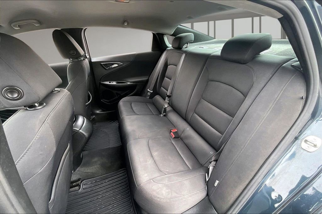 Used 2020 Chevrolet Malibu RS w/ LPO, Convenience Package 2 image 21
