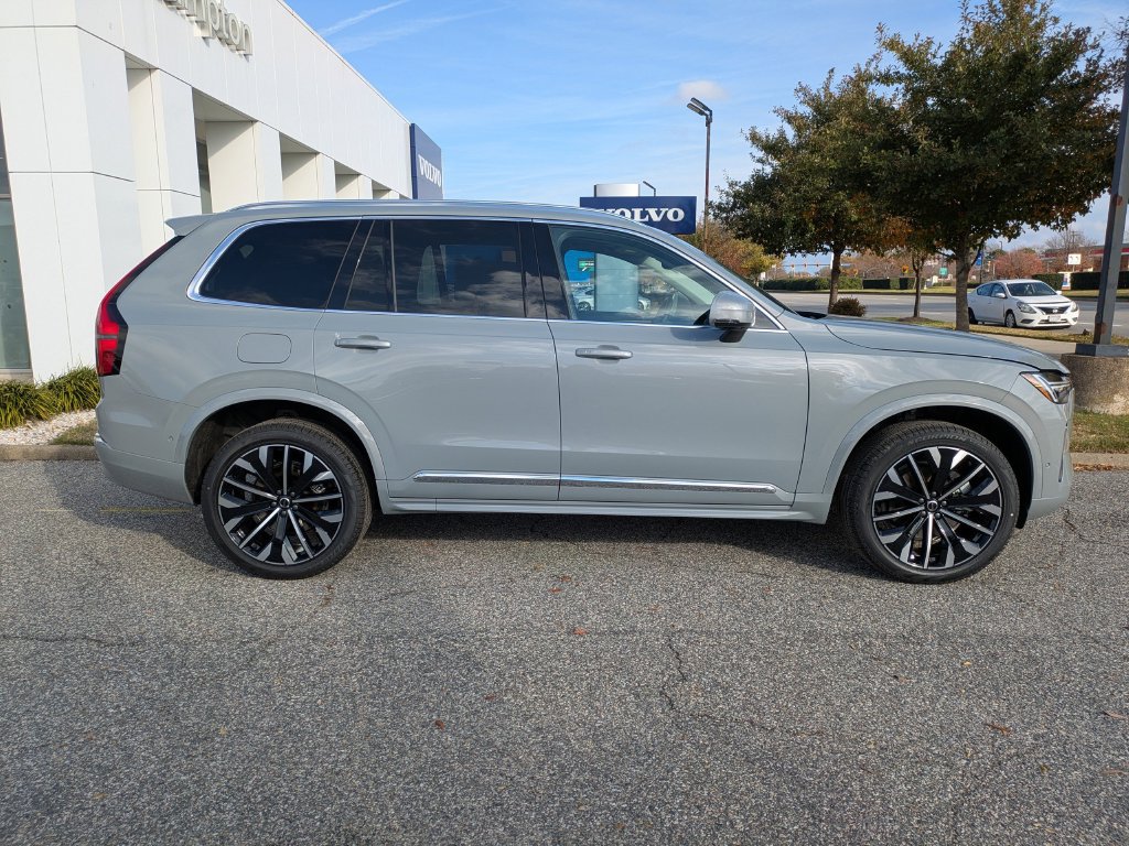 New 2026 Volvo XC90 B6 Plus w/ Protection Package Premier AWD/4WD image 3