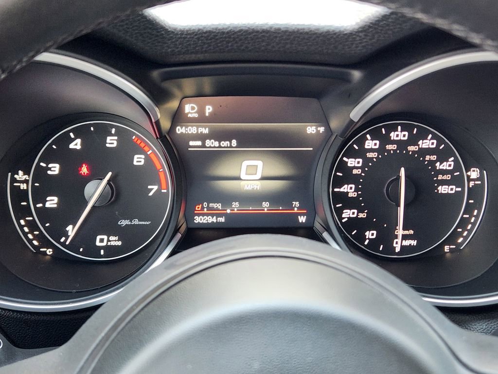 Used 2022 Alfa Romeo Stelvio Veloce image 16