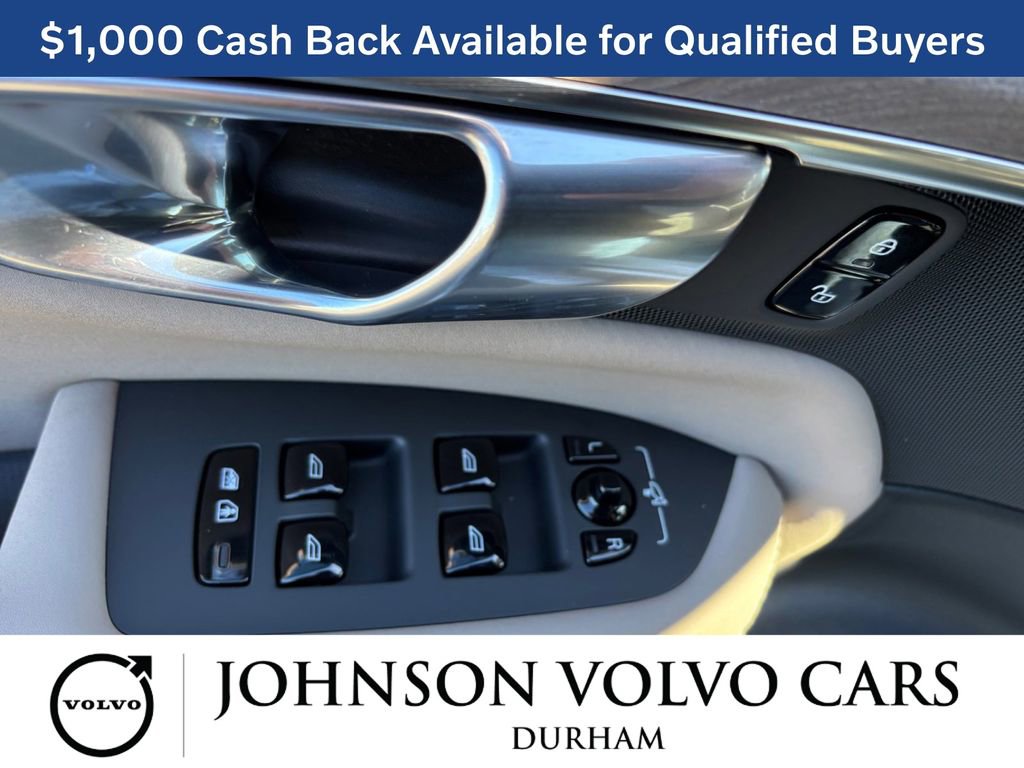 New 2026 Volvo XC90 B6 Plus w/ Protection Package Premier image 11