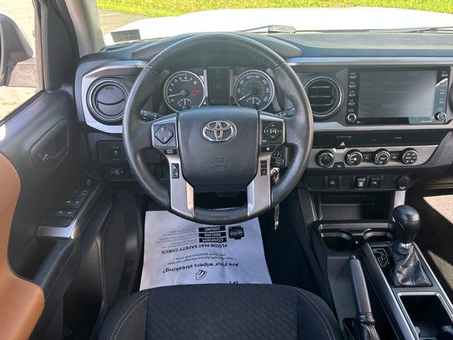 Used 2020 Toyota Tacoma SR5 image 13
