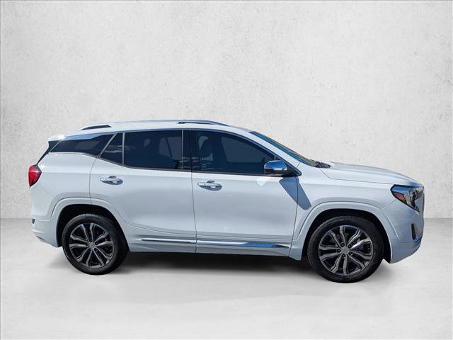 Used 2020 GMC Terrain Denali w/ Denali Premium Package image 4