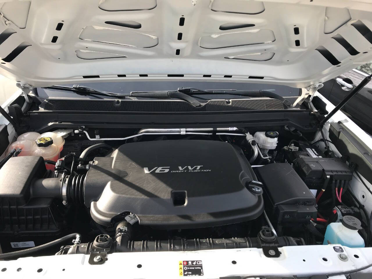 Used 2021 Chevrolet Colorado W/T RWD image 11