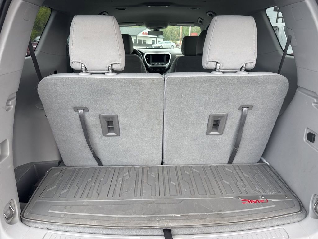 Used 2021 GMC Acadia SLE image 12