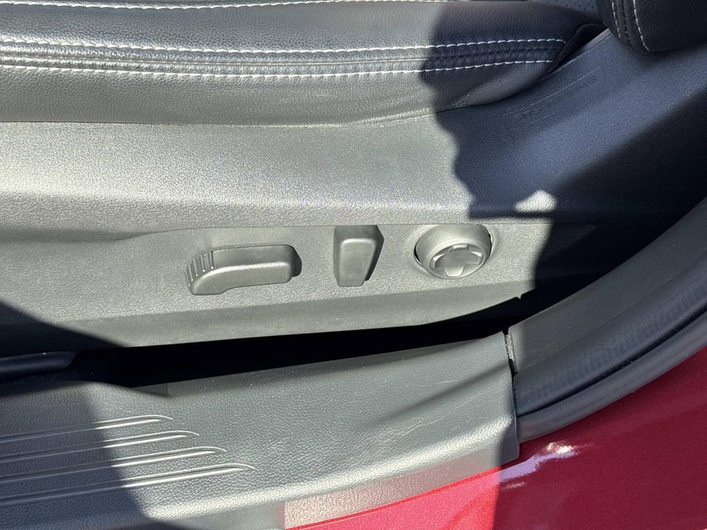 Used 2024 Subaru Legacy Limited AWD/4WD image 17