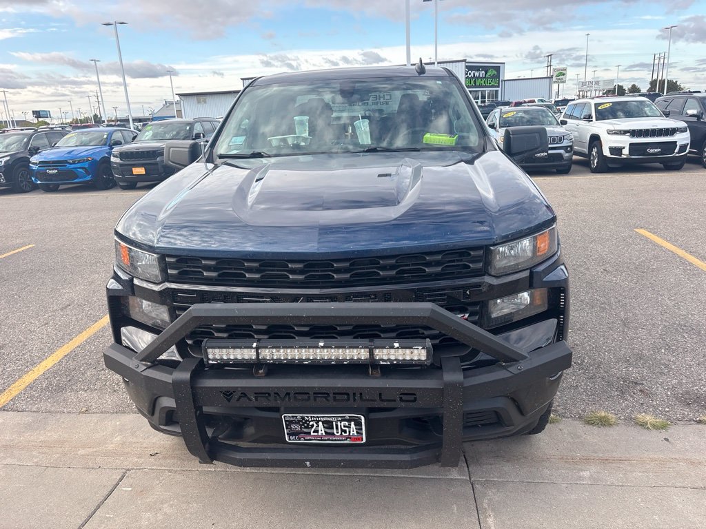 Used 2019 Chevrolet Silverado 1500 Custom Trail Boss w/ Custom Convenience Package AWD/4WD image 8