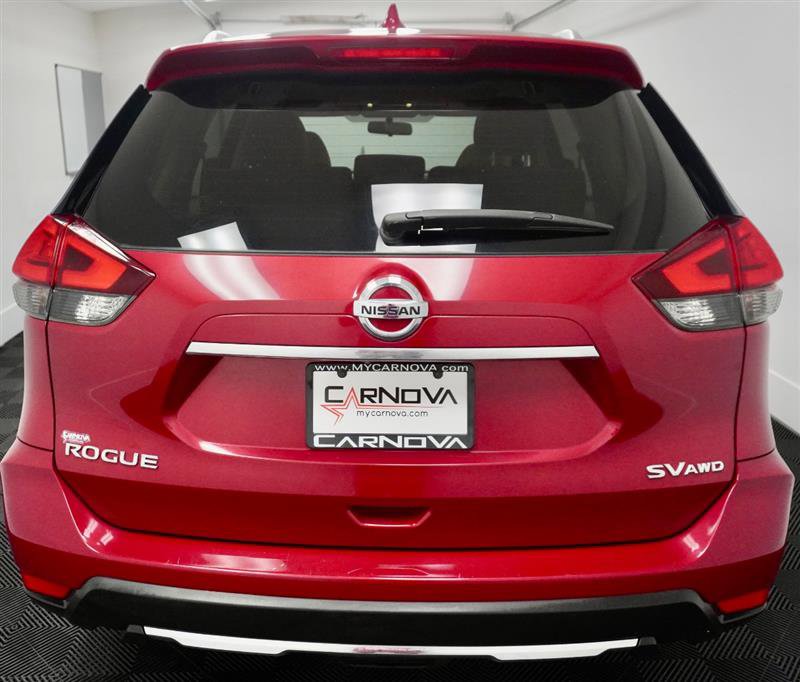 Used 2017 Nissan Rogue SV image 7