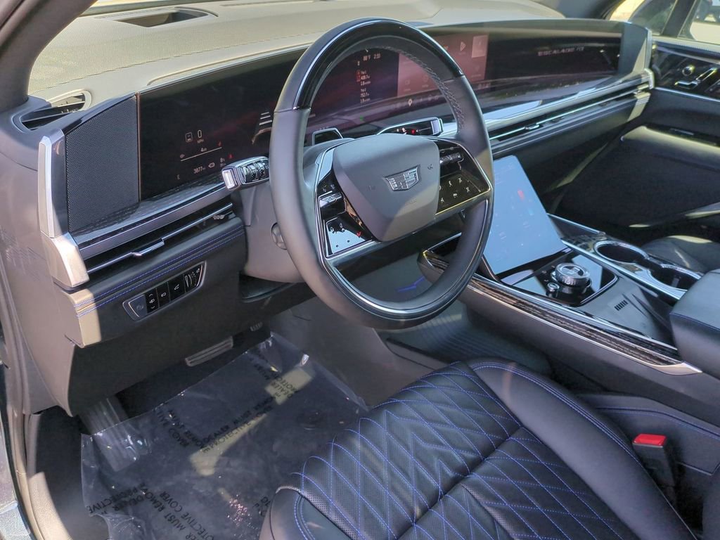 Certified 2025 Cadillac Escalade IQ Luxury 1 AWD/4WD image 11