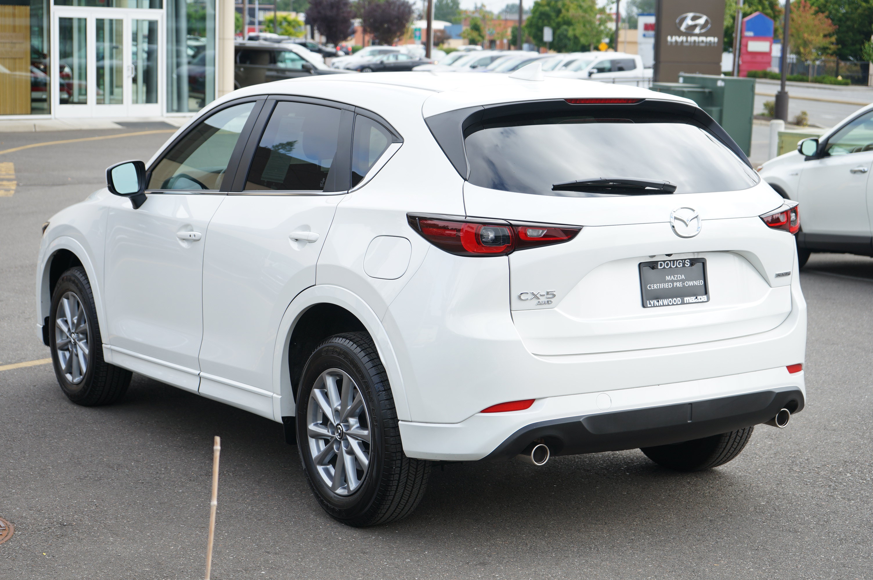 Certified 2025 MAZDA CX-5 AWD 2.5 S w/ Select Package image 6