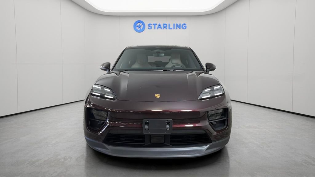 Used 2025 Porsche Macan Electric w/ Premium Package RWD image 15