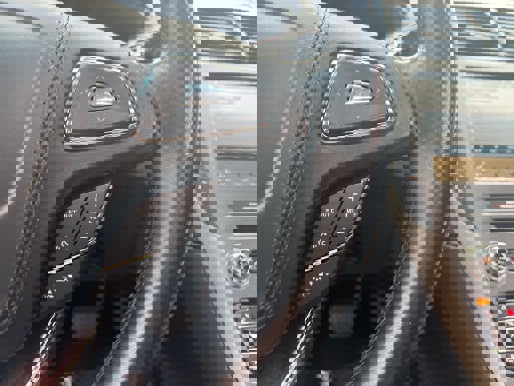 Used 2017 Lincoln MKZ Reserve w/ Climate Package image 16