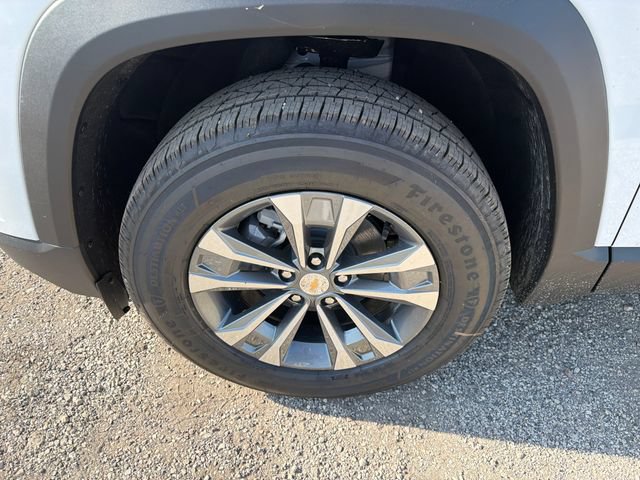 New 2027 Chevrolet Equinox LT w/ Convenience Package II FWD image 18
