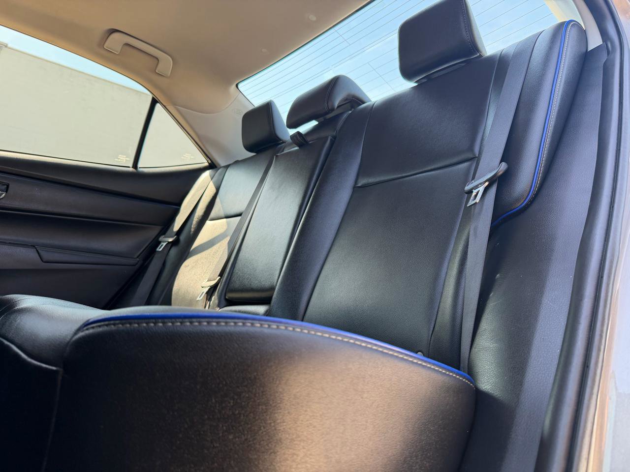 Used 2017 Toyota Corolla XSE w/ Carpet Mat Package (TMS) FWD image 9