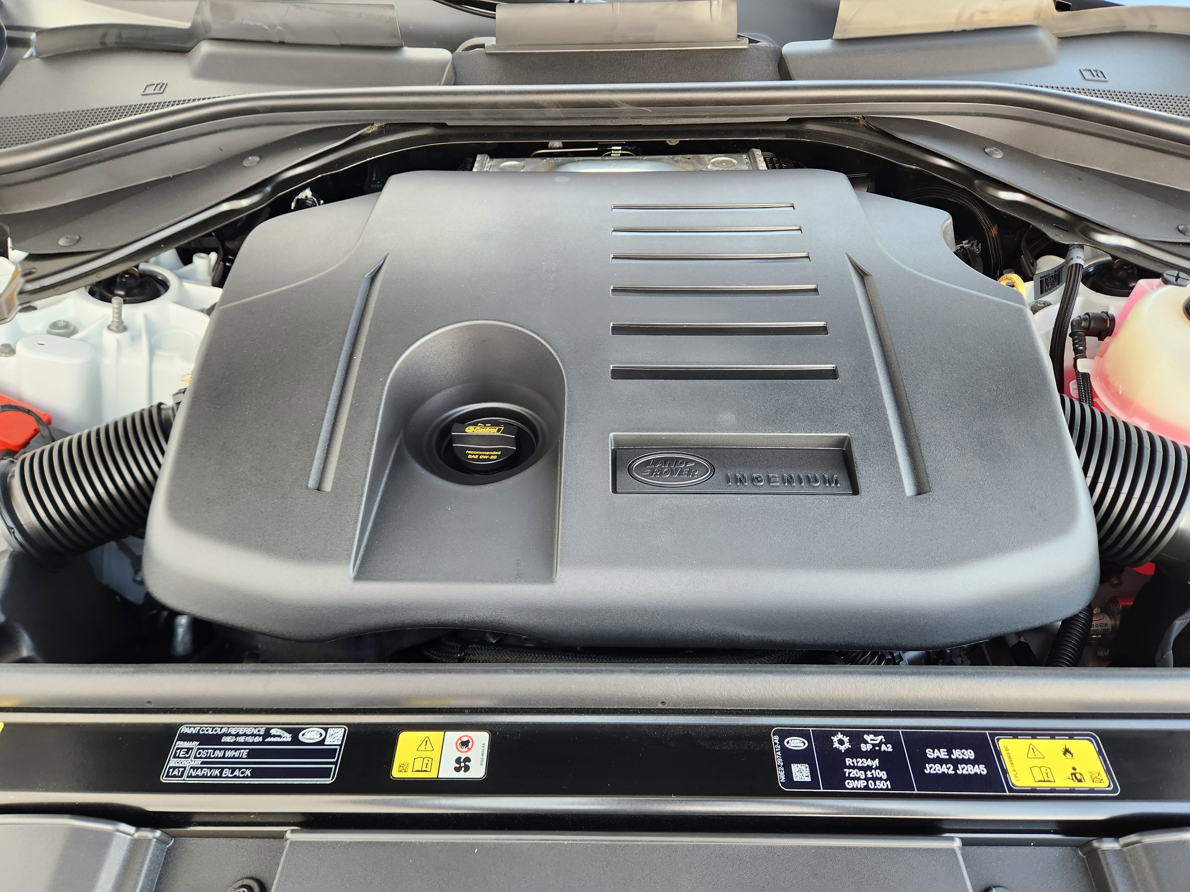 New 2026 Land Rover Range Rover SE image 33