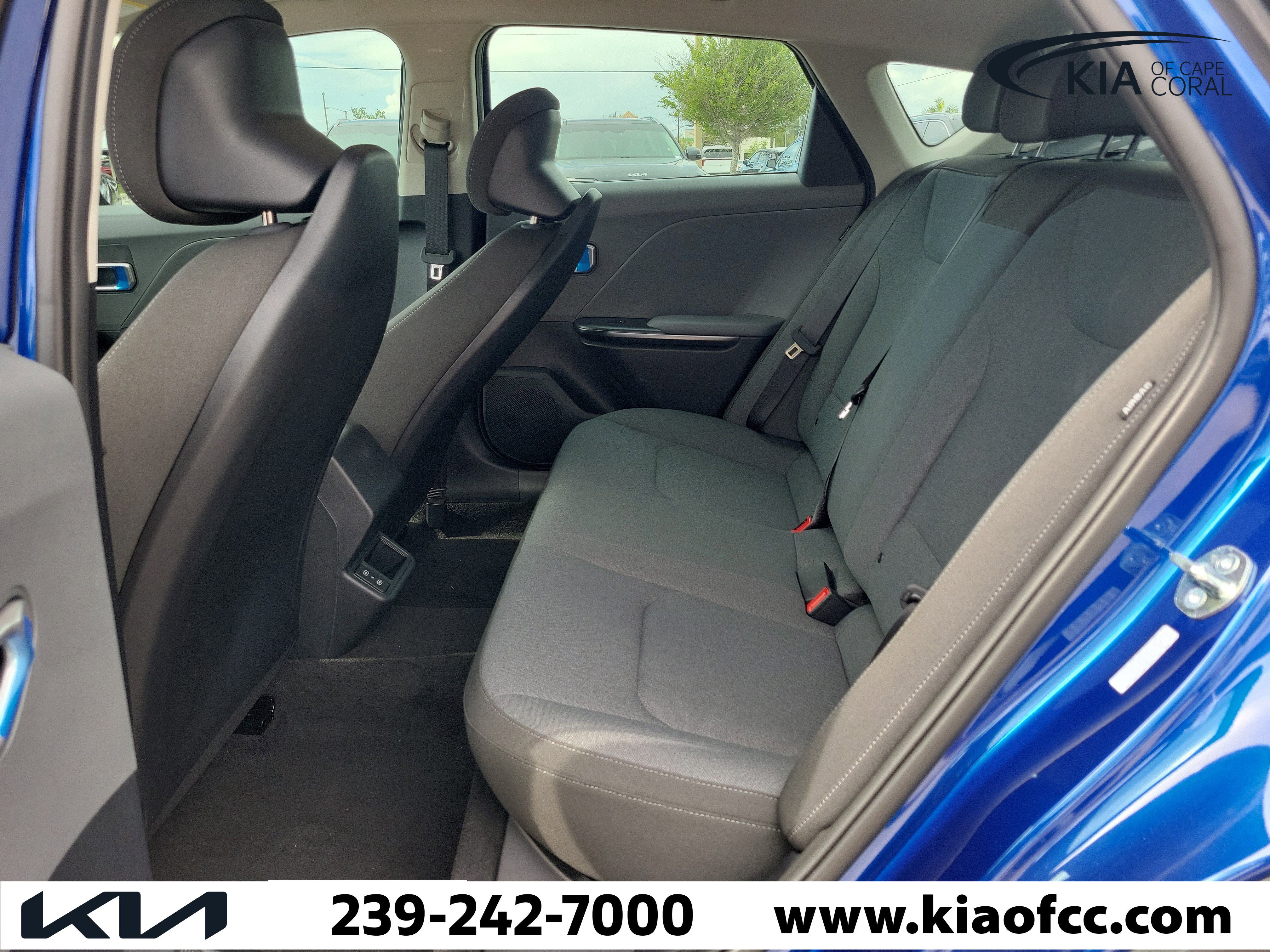 New 2025 Kia K4 LXS image 11