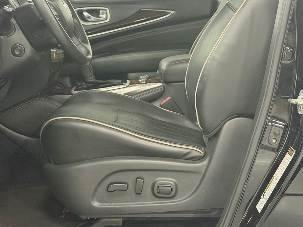 Used 2019 INFINITI QX60 Luxe w/ Sensory Package image 12