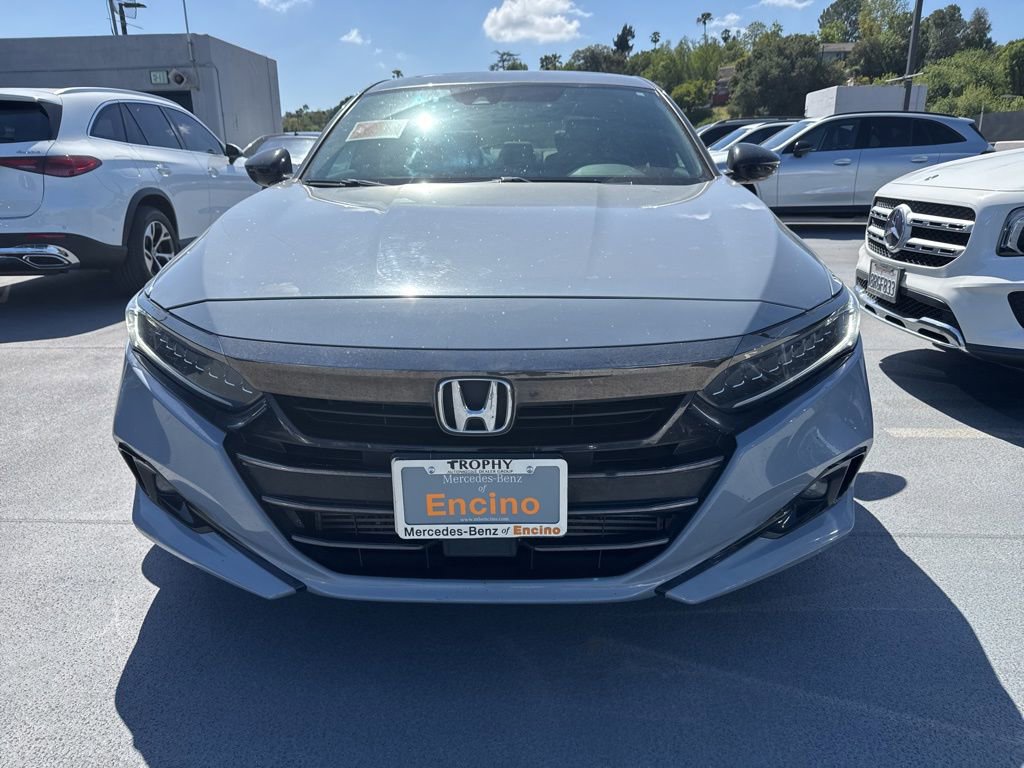 Used 2022 Honda Accord Sport image 2