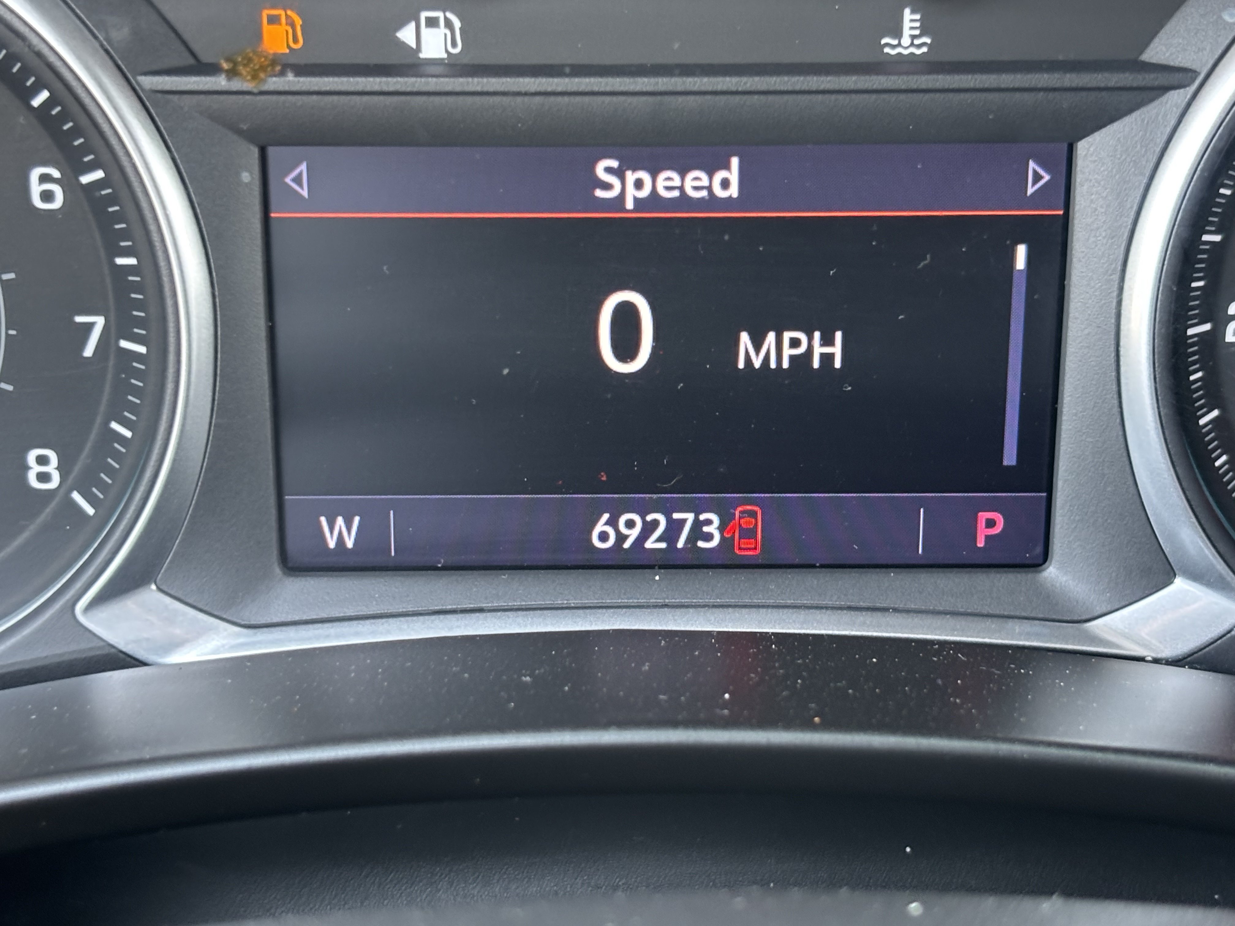 Used 2022 Chevrolet Equinox Premier w/ LPO, Cargo Package FWD image 28