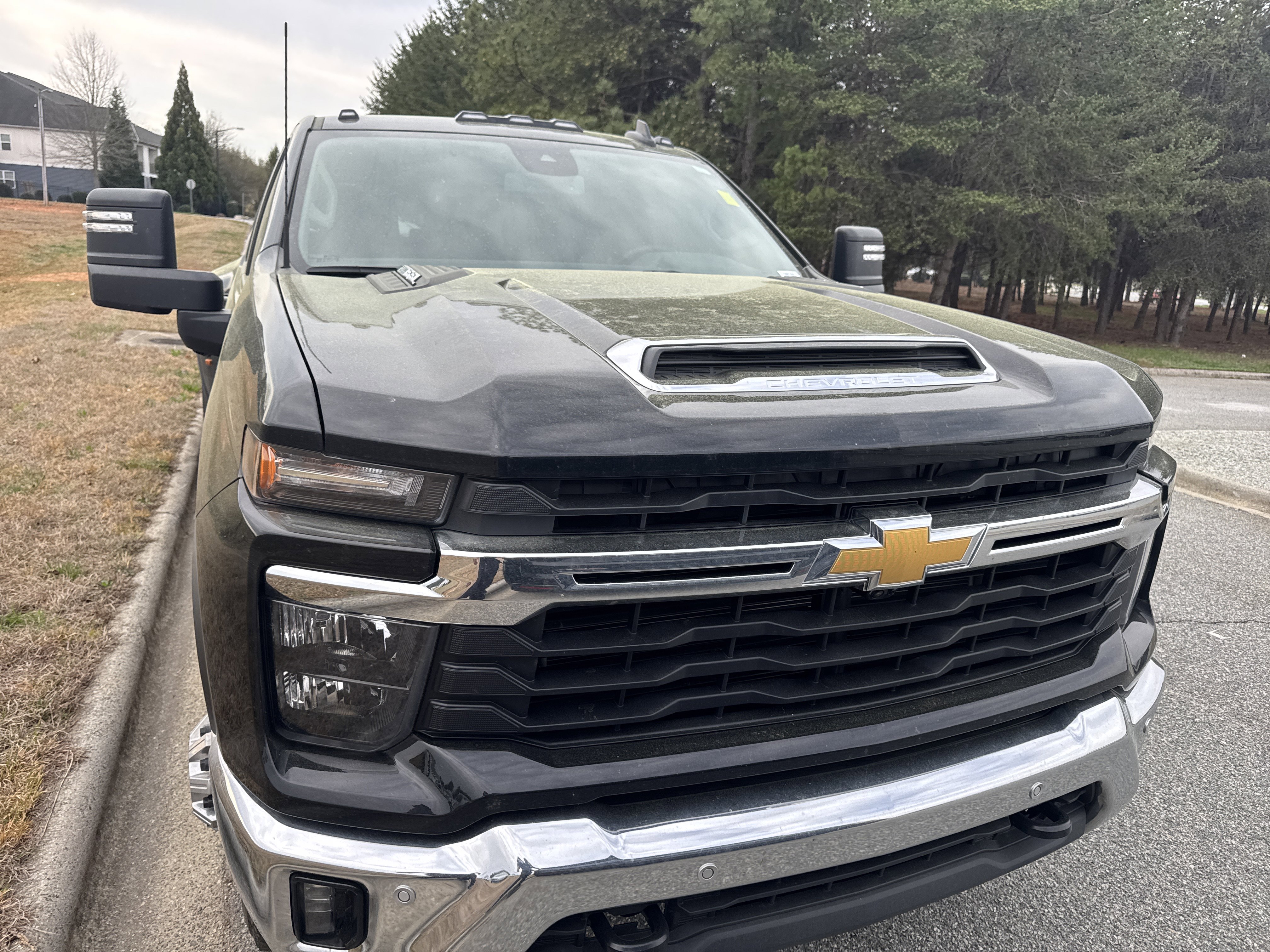 Certified 2026 Chevrolet Silverado 3500 LT w/ Safety Package image 3