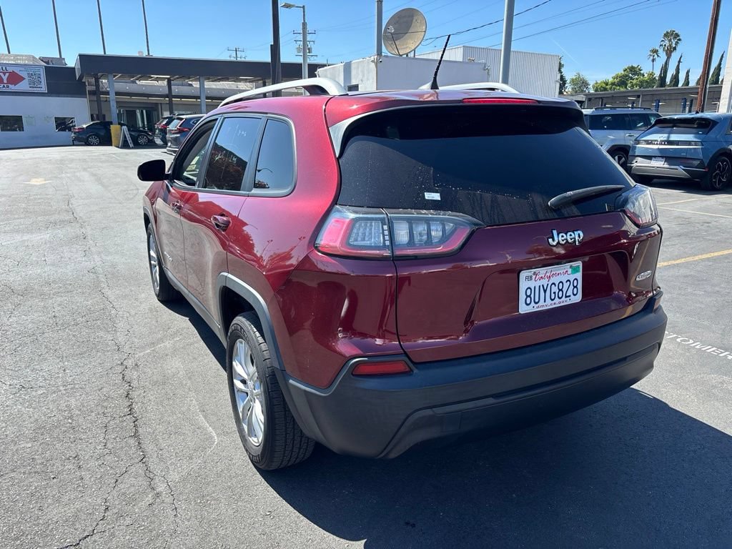Used 2021 Jeep Cherokee Latitude FWD image 6