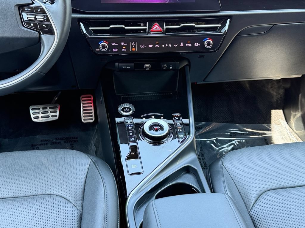 Certified 2023 Kia Niro Wave w/ Wave Preserve Package FWD image 14