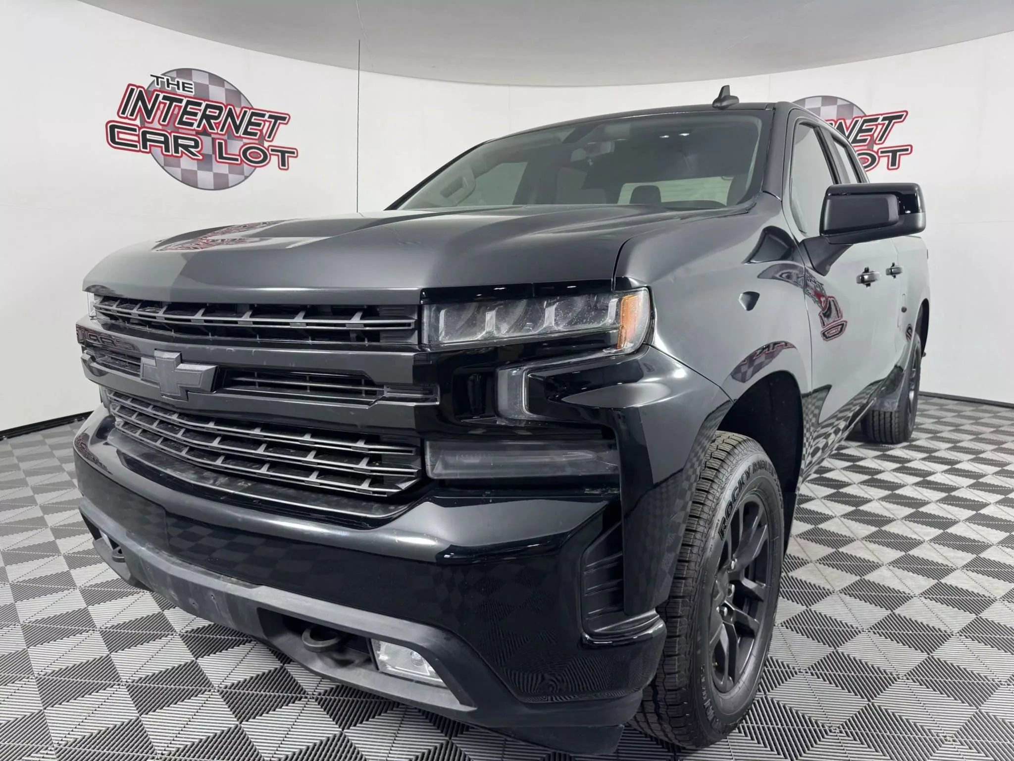 Used 2021 Chevrolet Silverado 1500 RST w/ Bed Protection Package AWD/4WD image 3