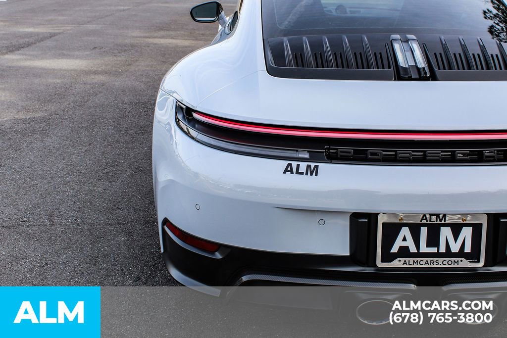 Used 2025 Porsche 911 Carrera GTS image 13