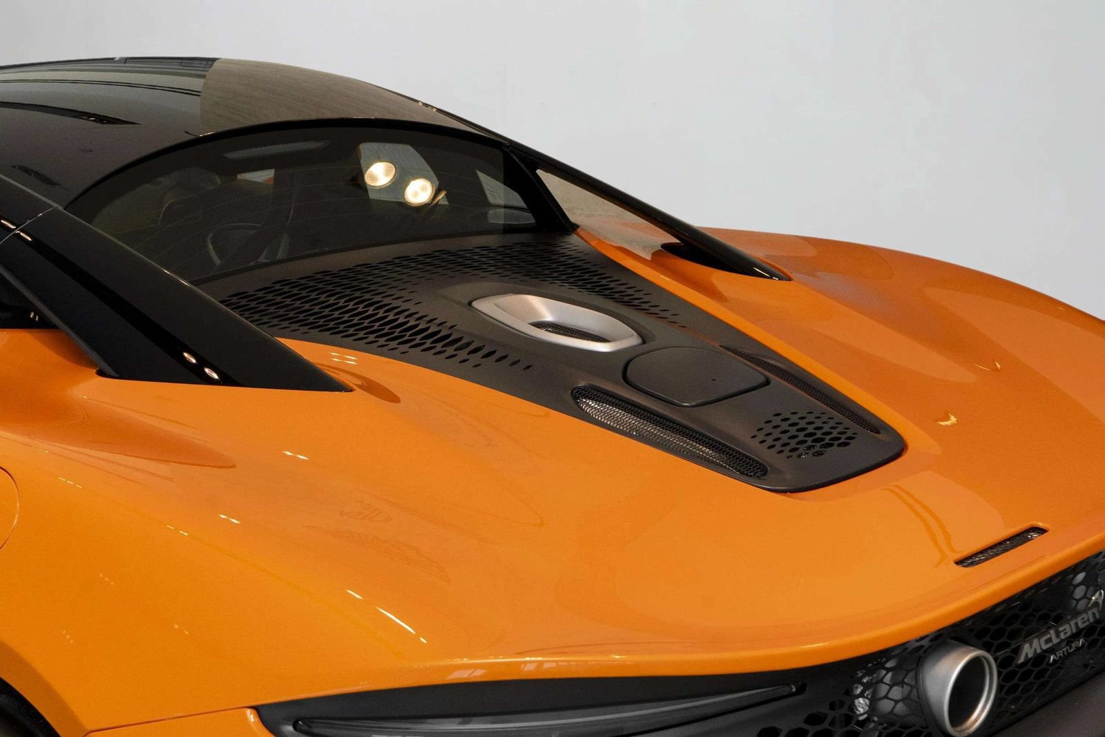 New 2026 McLaren Artura RWD image 33