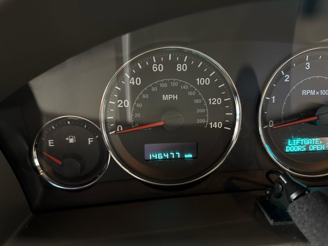 Used 2005 Jeep Grand Cherokee Limited AWD/4WD image 7
