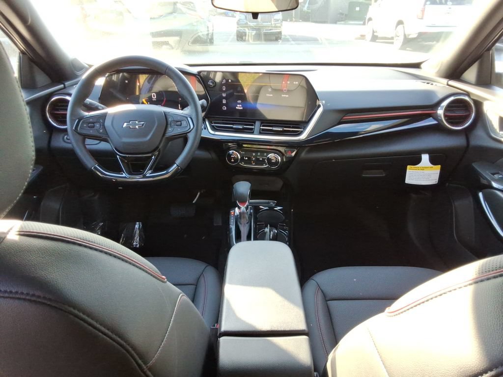 New 2026 Chevrolet Trax RS w/ Sunroof Package FWD image 18