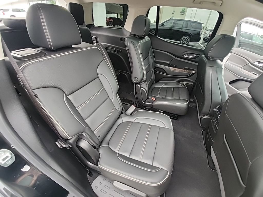 Certified 2023 GMC Acadia Denali w/ Black Diamond Edition image 21