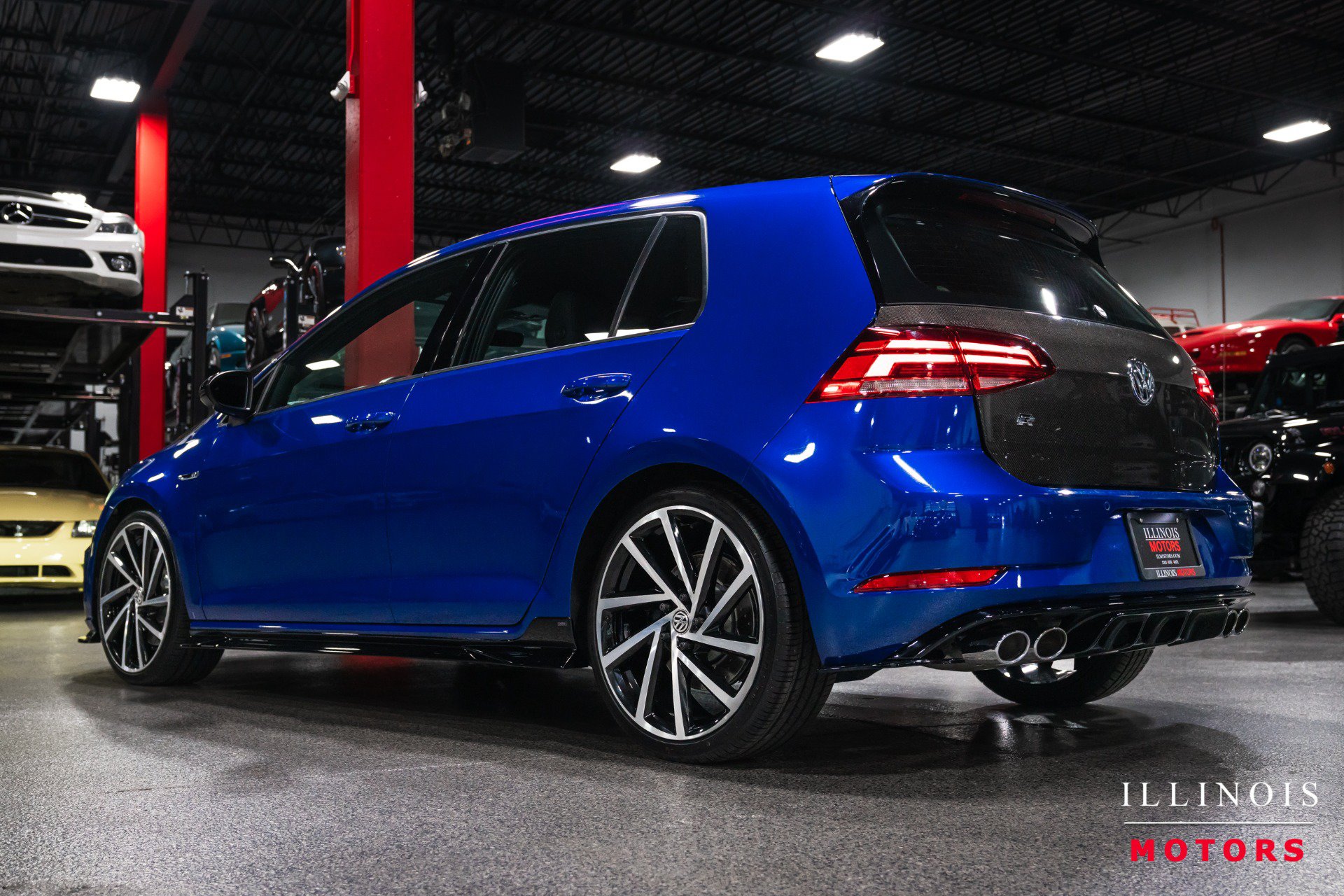 Used 2019 Volkswagen Golf 4-Door AWD/4WD image 3