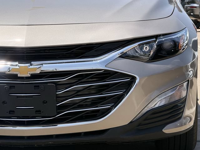 Used 2025 Chevrolet Malibu LT FWD image 9