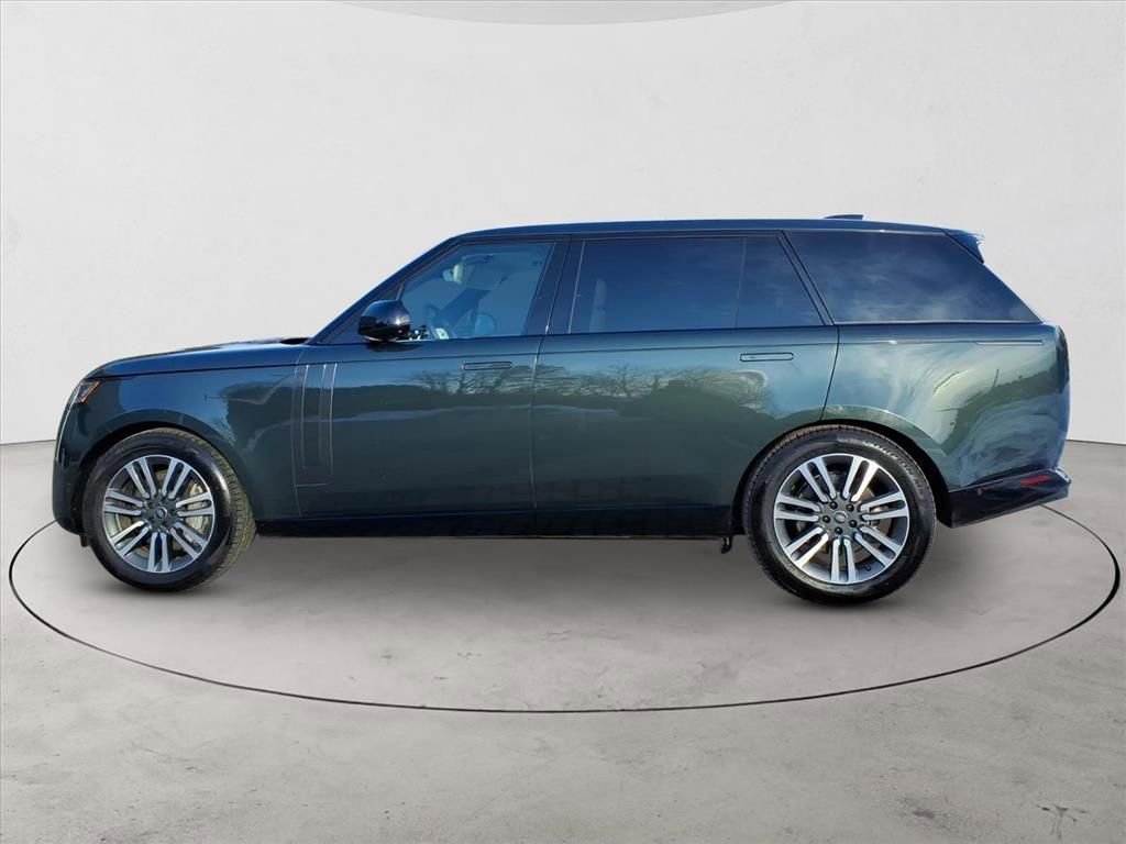 Used 2025 Land Rover Range Rover Long Wheelbase SE image 8