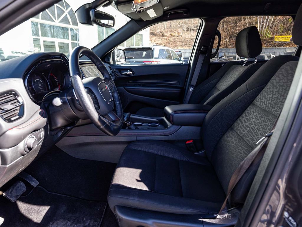 Used 2025 Dodge Durango GT image 23