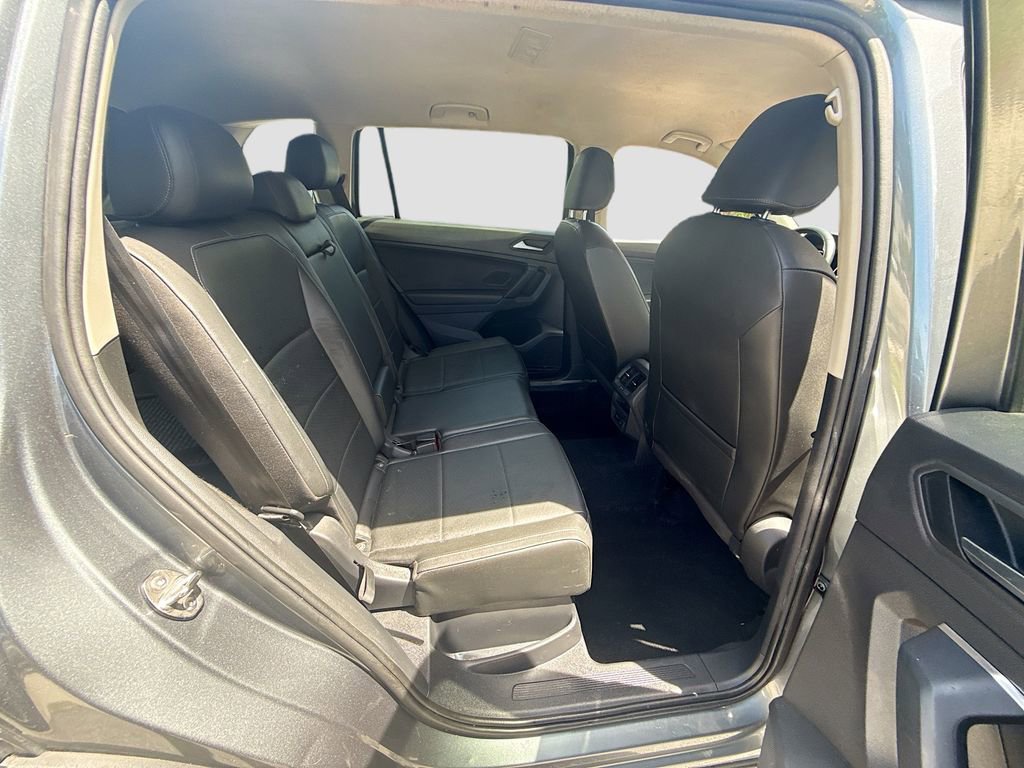 Used 2019 Volkswagen Tiguan SE AWD/4WD image 31