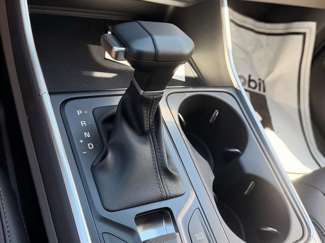 New 2026 Kia Carnival FWD image 23