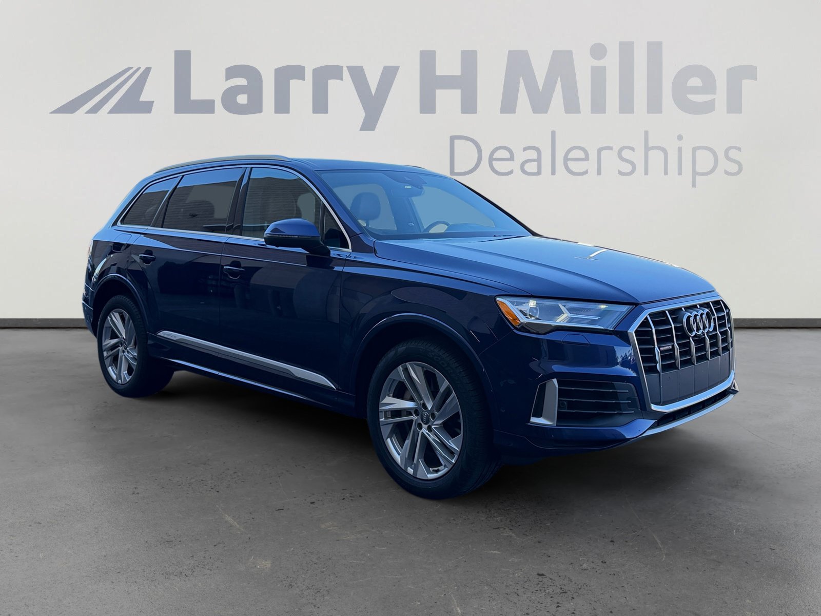 Used 2021 Audi Q7 3.0T Premium Plus w/ Premium Plus Package AWD/4WD image 7