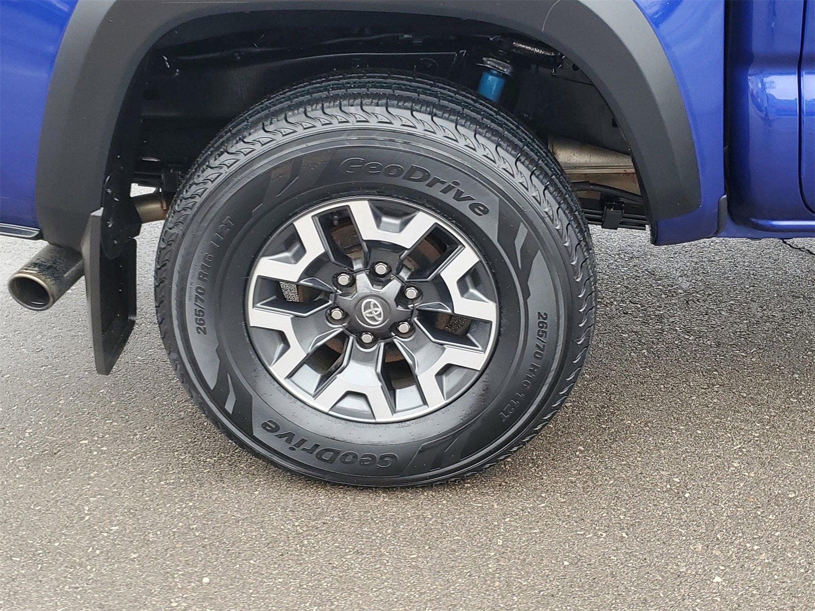 Certified 2023 Toyota Tacoma TRD Off-Road image 5