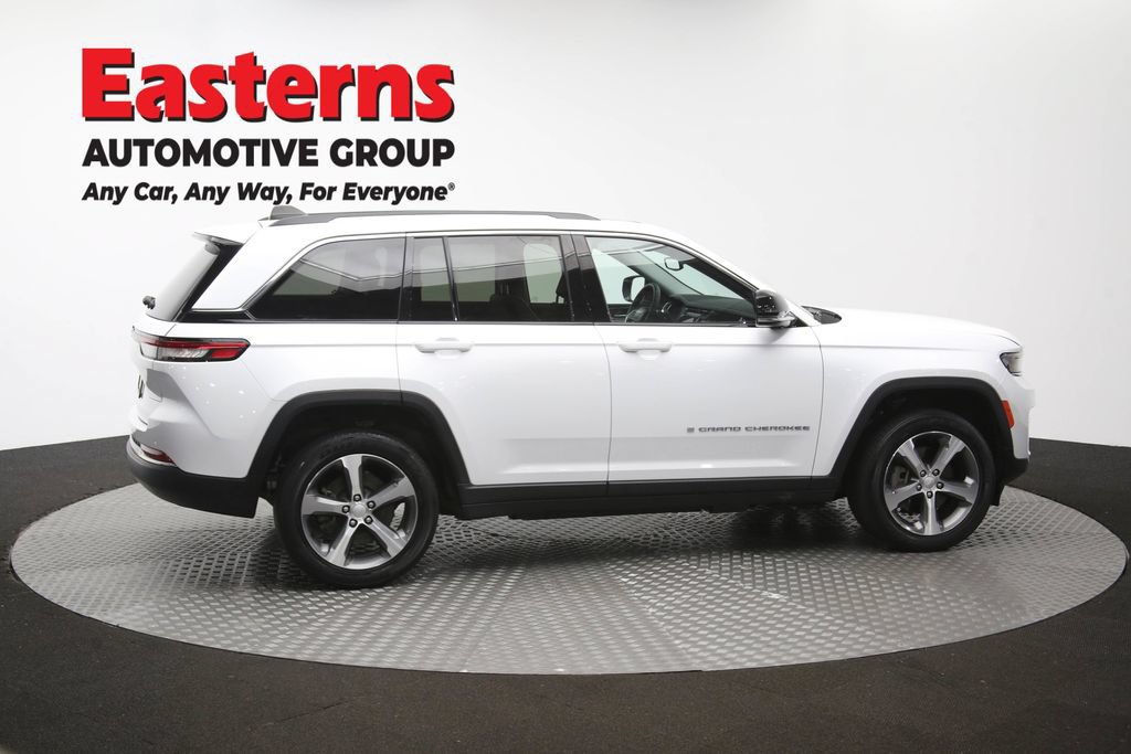 Used 2023 Jeep Grand Cherokee 4WD 4xe image 47