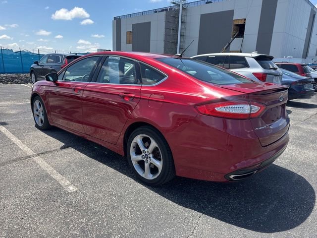 Used 2014 Ford Fusion SE FWD image 3