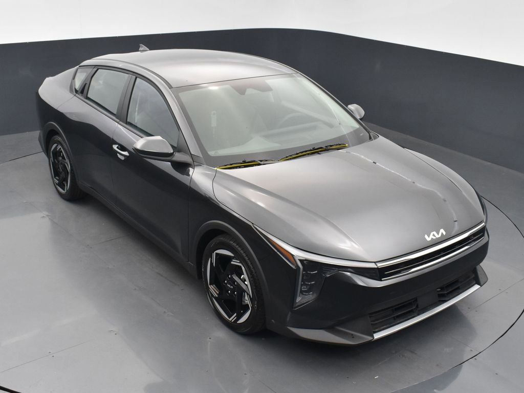 Certified 2025 Kia K4 GT-Line Turbo FWD image 38