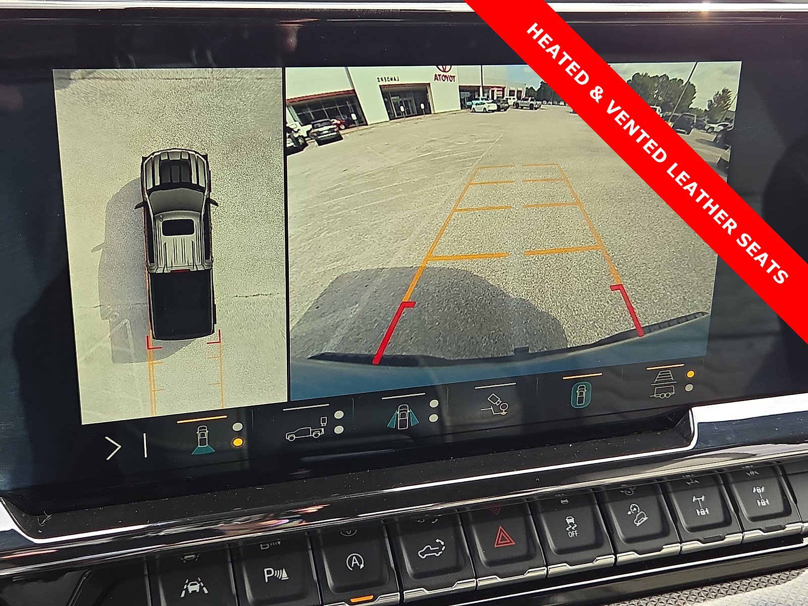 Used 2023 Chevrolet Silverado 1500 ZR2 w/ Technology Package AWD/4WD image 18