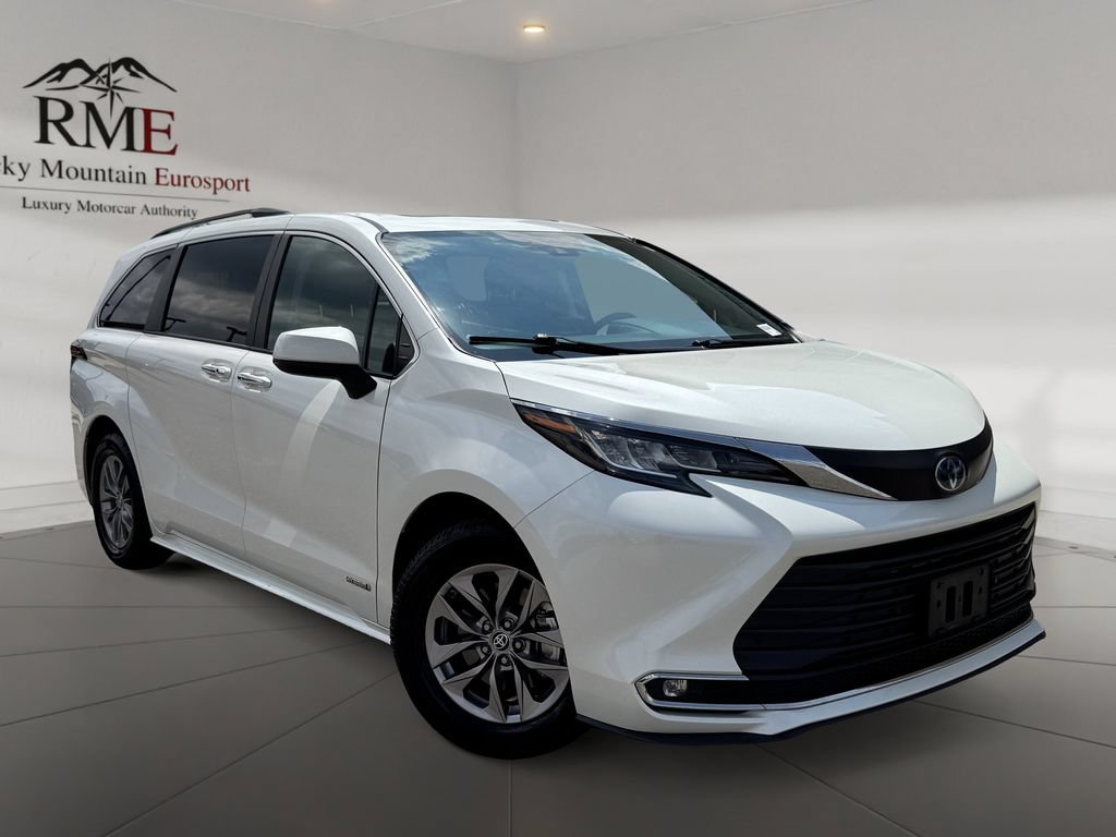Used 2021 Toyota Sienna XLE w/ XLE Plus Package AWD/4WD image 1