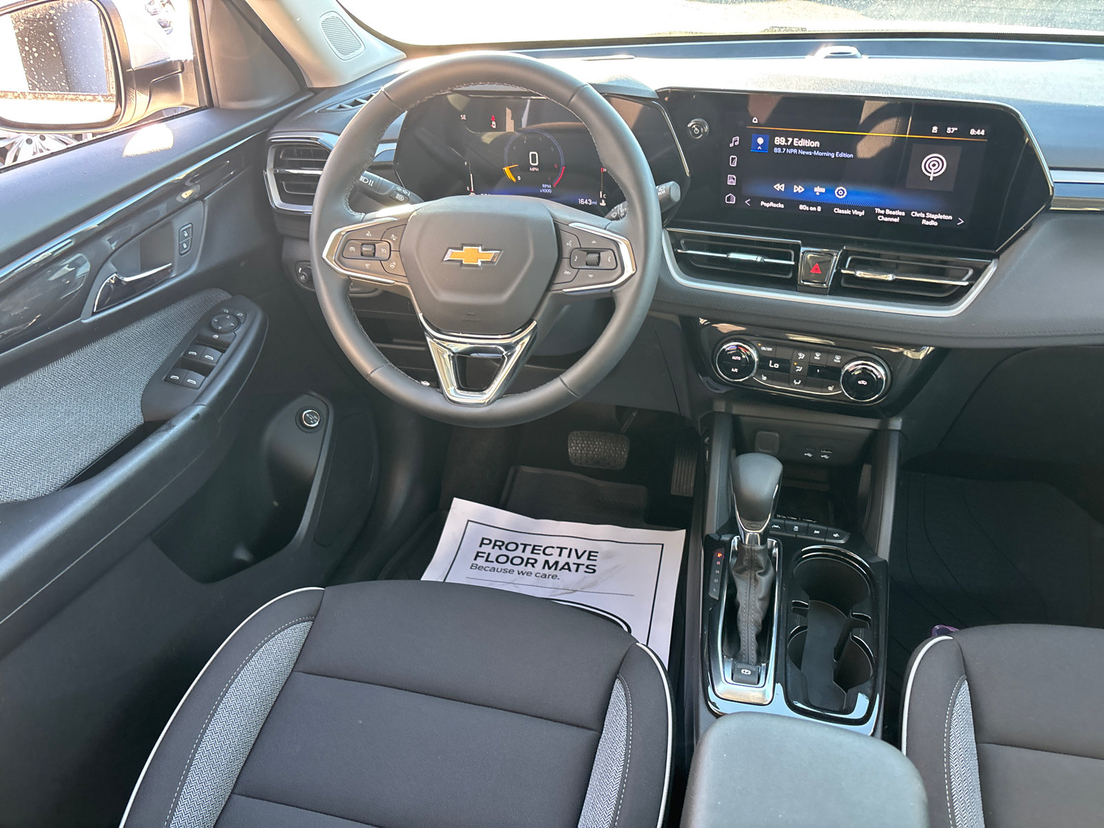 Used 2026 Chevrolet TrailBlazer LT w/ Convenience Package FWD image 27