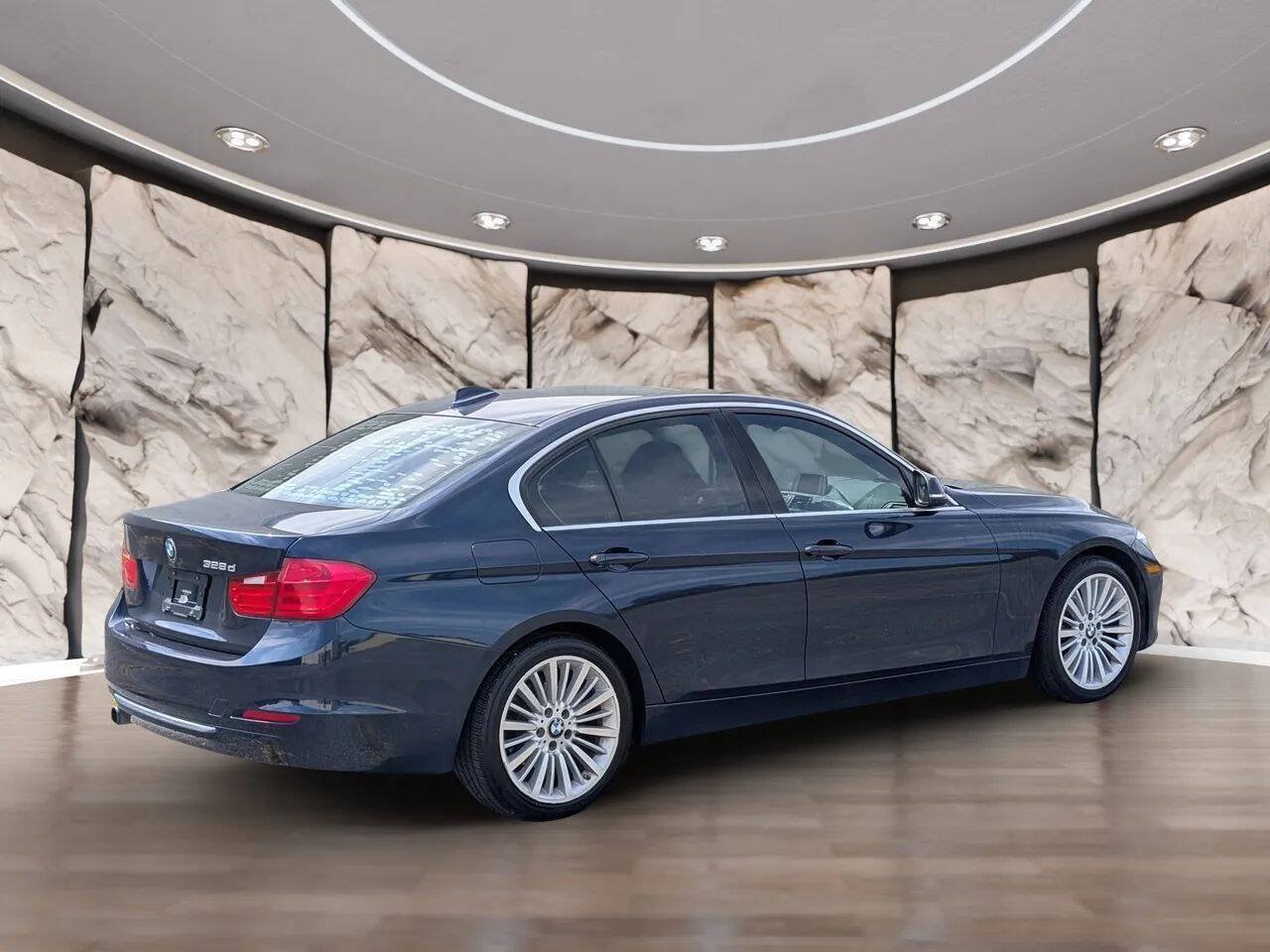 Used 2014 BMW 328d Sedan RWD image 10