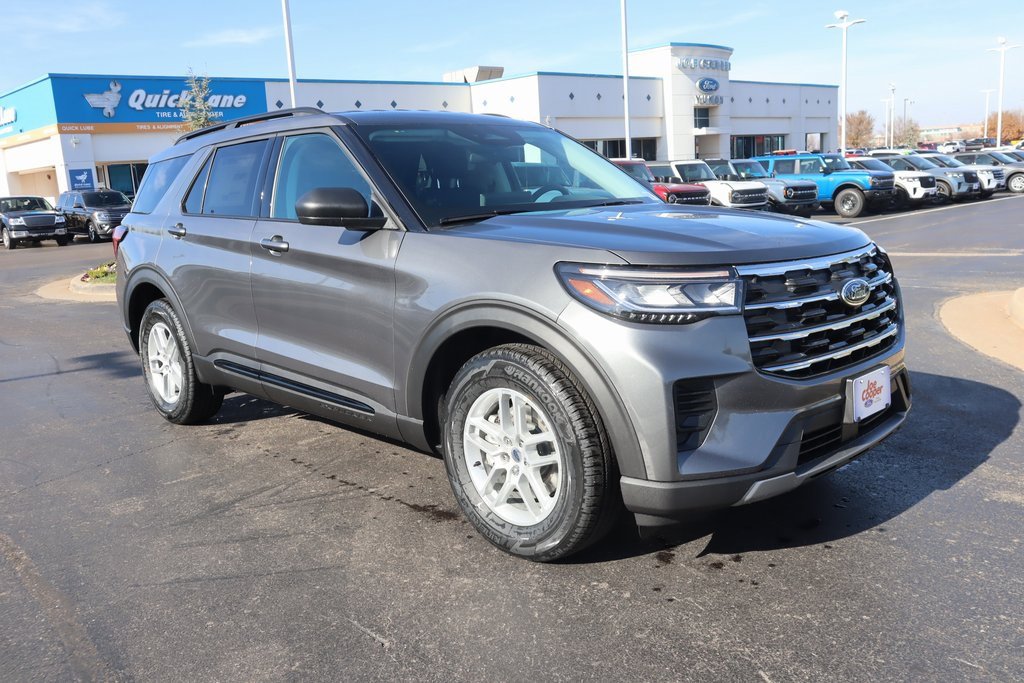 New 2026 Ford Explorer Active image 1
